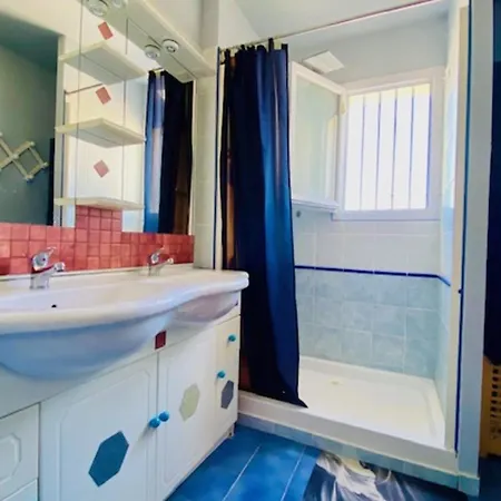 Holiday home Bright House With Garden Near La Rochelle